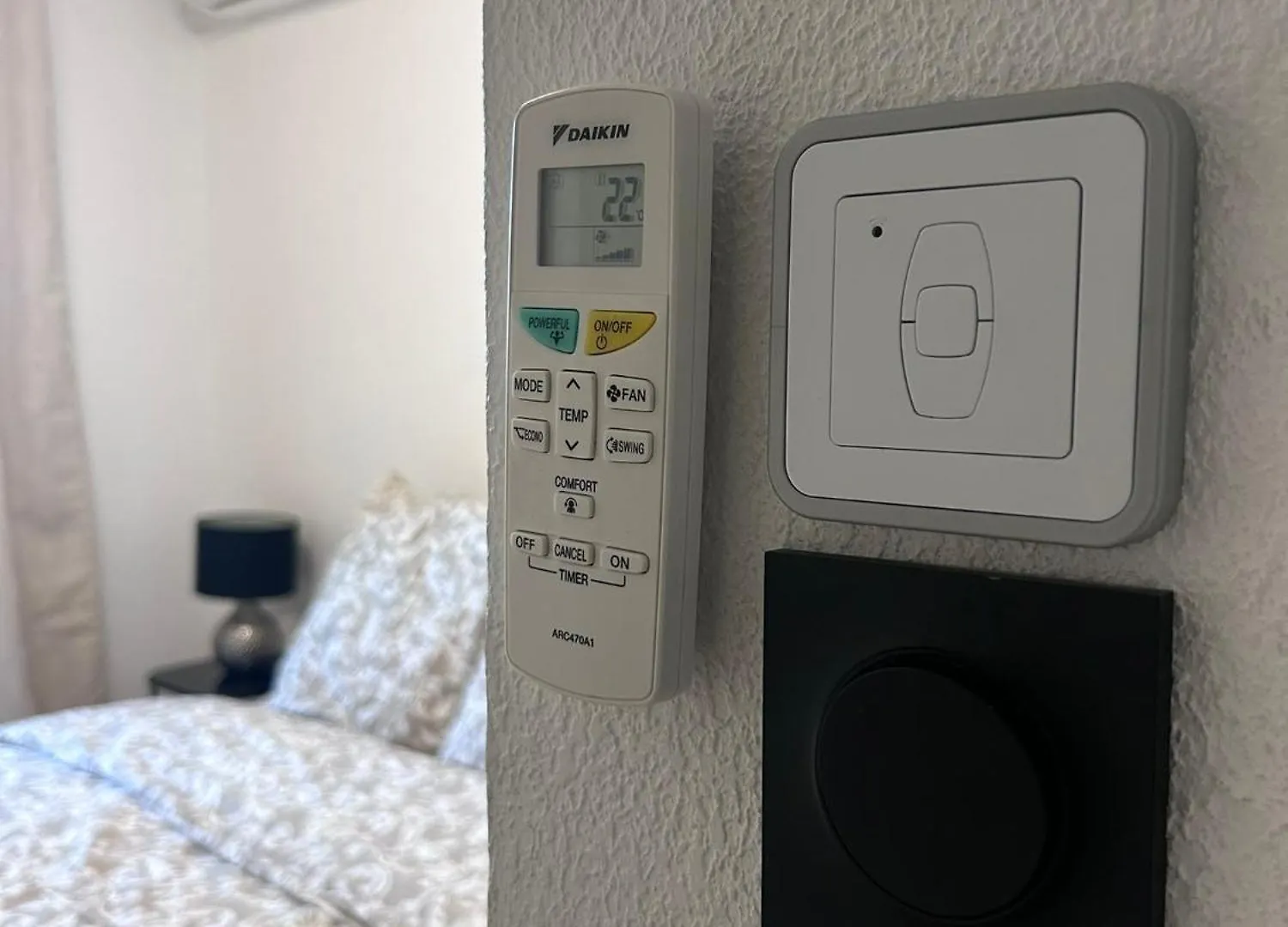 Olympie, Airport, Train And Tram Station Fully Equipped For 3 Peoples Apartment Nice
